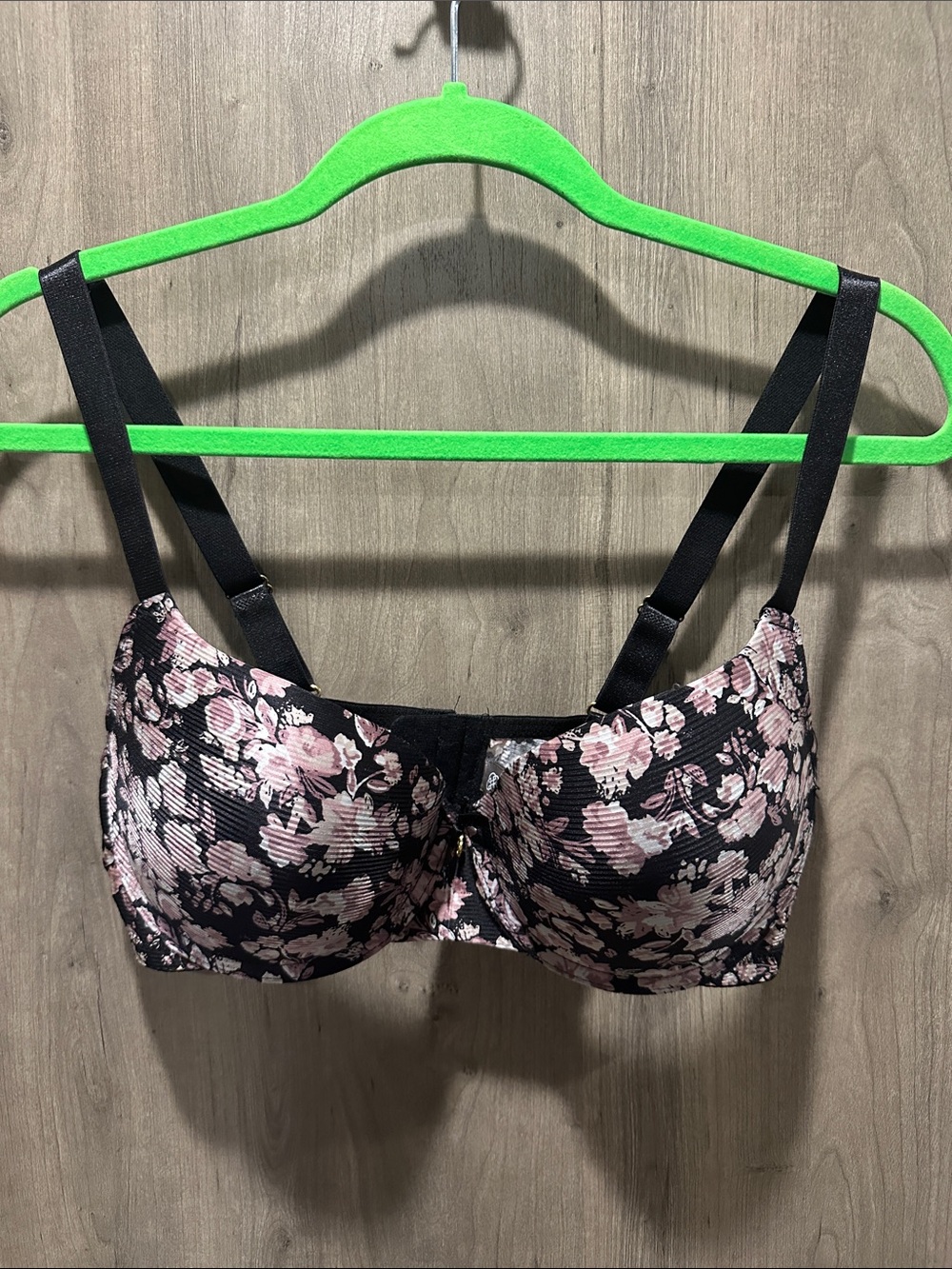 Daisy Fuentes Black Bra with Pink Floral Print
